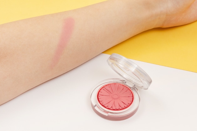 〈クリニーク〉チーク ポップ(12) 税込4,400円