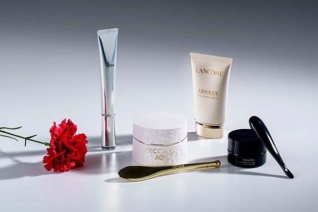 左から：〈イプサ〉、〈コスメデコルテ〉、〈ランコム〉、〈スック〉