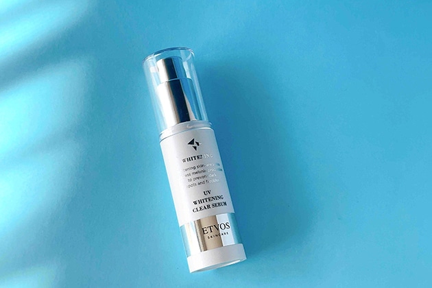 〈エトヴォス〉薬用 UVホワイトニングクリアセラム〈医薬部外品〉 SPF35・PA+++(30g) 税込4,400円