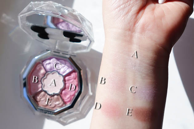 夜桜のきらめきを思わせる、洗練アイメイク｜ジルスチュアート