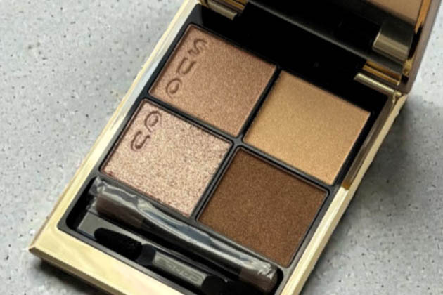 〈スック〉シグニチャー カラー アイズ(14) 税込8,250円