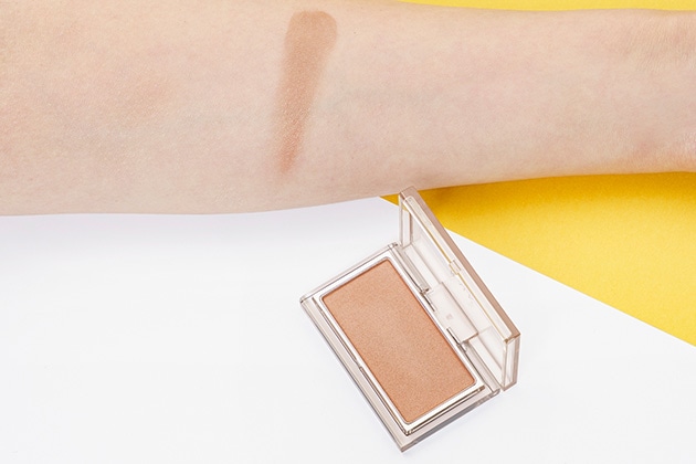 〈RMK〉ピュア コンプレクション ブラッシュ(15) 税込3,630円