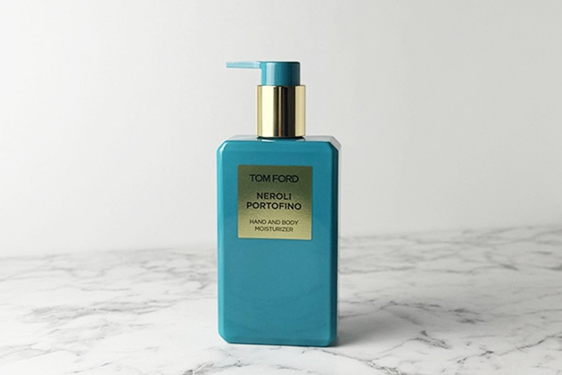 〈トム フォード ビューティ〉ネロリ・ポルトフィーノ ハンド アンド ボディ モイスチャライザー(240mL) 税込14,300円
