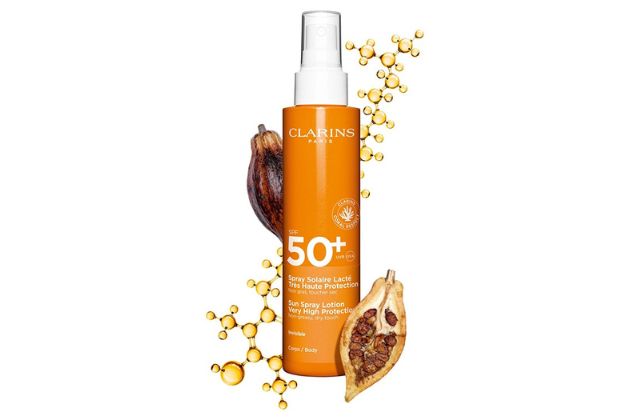 〈クラランス〉サン スプレー ローション ハイ プロテクション SPF50+・PA++++・UV耐水性★(150mL) 税込4,620円