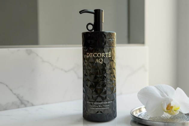 〈コスメデコルテ〉ＡＱ&emsp;ブースティング トリートメント ヘアセラム(200mL) 税込5,830円