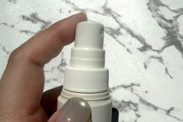 涼やかにうるおいをキープ〈フィックスミスト〉｜RMK