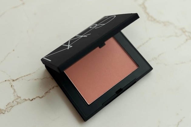 〈NARS〉ブラッシュ Ｎ(900) 税込5,390円