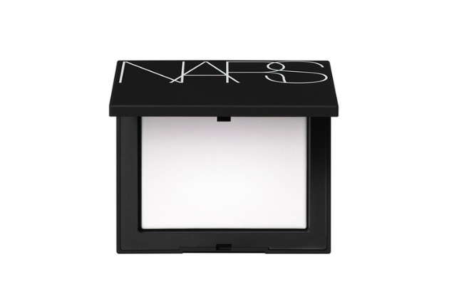 〈NARS〉ライトリフレクティングセッティングパウダー プレスト N(5894) 税込6,490円