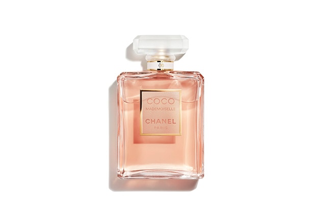 〈CHANEL〉ココ マドモアゼル オードゥ パルファム(50mL) 税込20,020円、同(100mL) 税込27,610円
