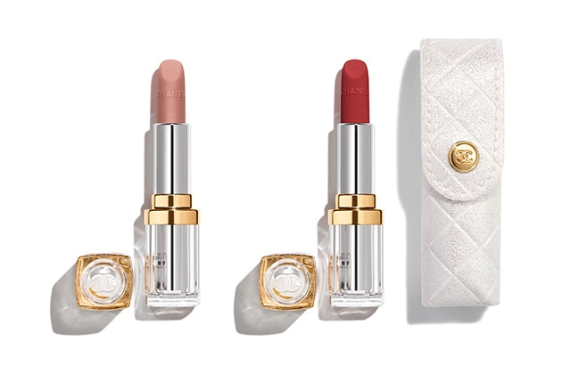〈CHANEL〉トランテアン ル ルージュ(左から：サテン、マット) 各税込26,400円 ※数量限定発売