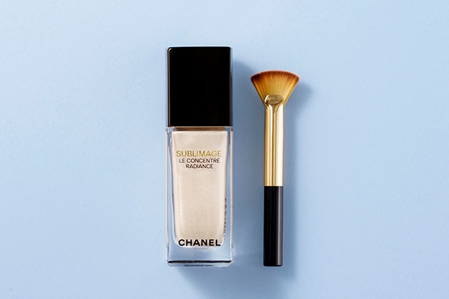 〈CHANEL〉サブリマージュ ル コンサントレ ラディアンス 税込17,710円 ※数量限定発売