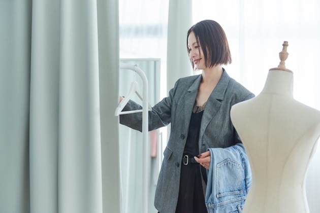 クリエイティブディレクターとしてブランドを手がけるようになった経緯を教えてください。