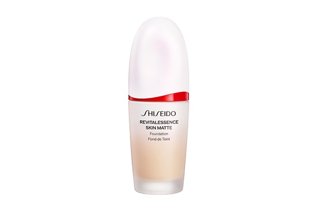 〈SHISEIDO〉エッセンス スキンスムース ファンデーション