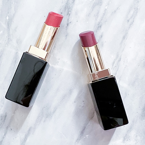 やっぱり“ツヤ感”が好き！湿度と多幸感あふれる〈スック〉の春色リップ #MAQUIA