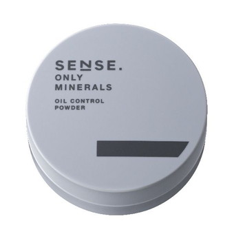 SENSE.ONLY MINERALS オイルコントロールパウダー（01 ルーセント）